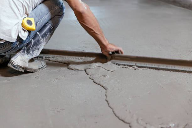 Best Concrete Pool Decks in Ormond Beach, FL